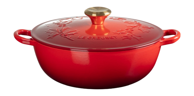 le creuset casserole pot winter holly collection kersenrood 26 cm