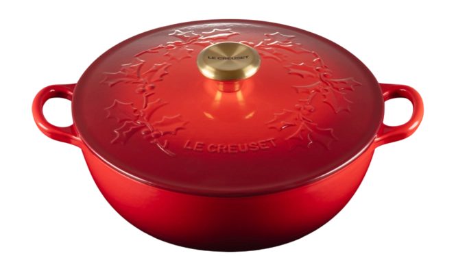 le creuset casserole pot winter holly collection kersenrood 26 cm