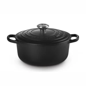 le creuset signature black casserole 20 cm