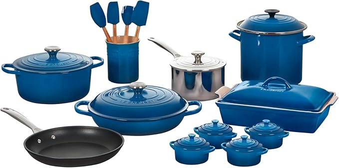Le Creuset 20 Piece Mixed Material Set, Marseille