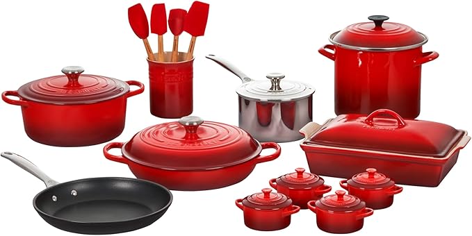 Le Creuset 20 Piece Mixed Material Set, Cerise