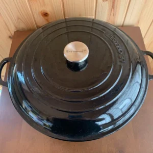 Le Creuset shallow pot 35cm black rare