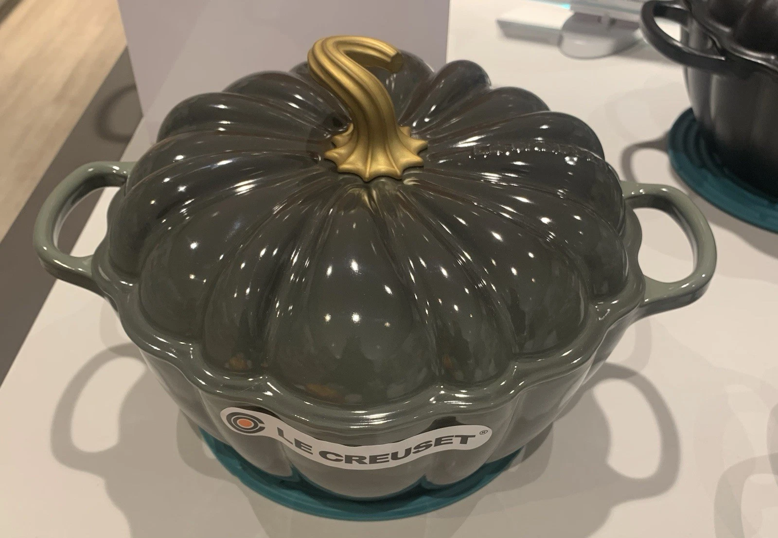 Le Creuset Enamelled Cast Iron Pumpkin Cocotte 3.7L Thyme Green Gold Knob - Image 3