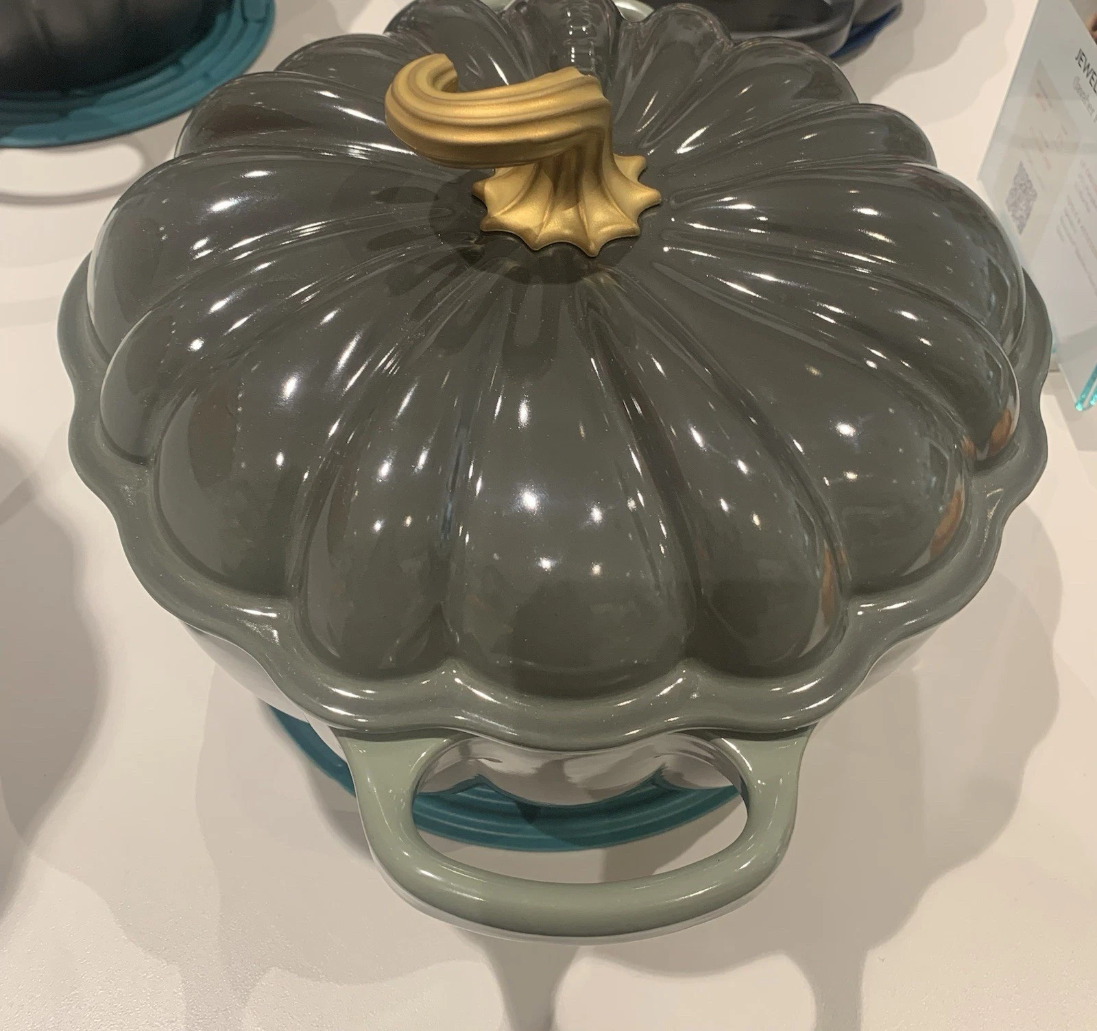 Le Creuset Enamelled Cast Iron Pumpkin Cocotte 3.7L Thyme Green Gold Knob - Image 2
